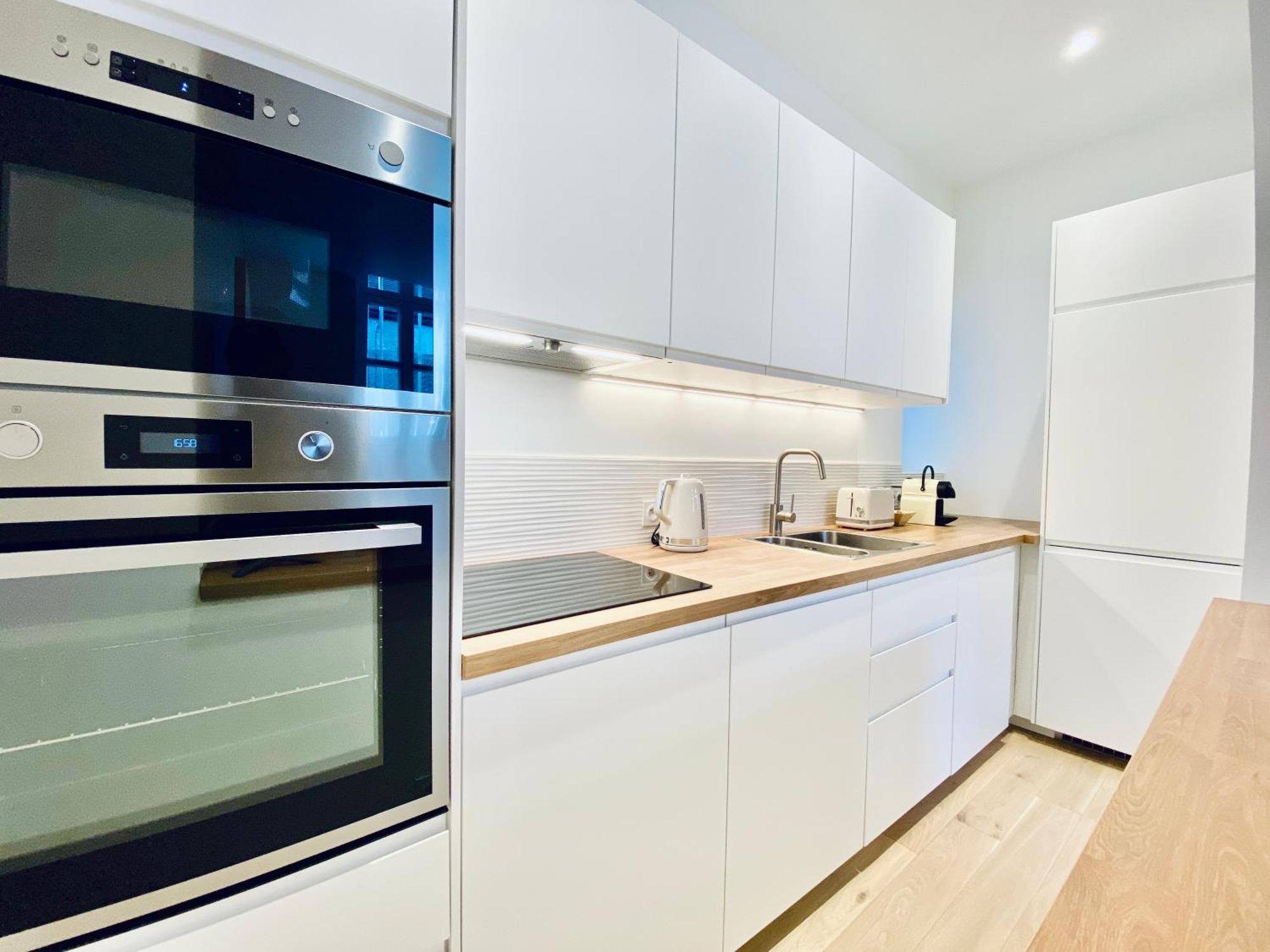 Velvet - Best Keys - Maison Duplex Elegante - Plein Centre Ville - Deco Minimaliste & Cosy - Literie Haut De Gamme - 2 Chambres Separees - Lit Queen Size & 1 Canape Convertible - Smart Tv - Wifi Fibre - Check-In Autonome Sens Extérieur photo